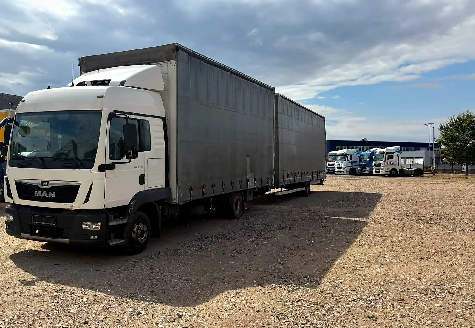 MAN road train